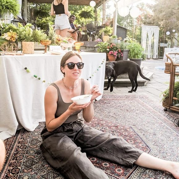 Meet your Posher, Lindsay - Picture 1 of 1